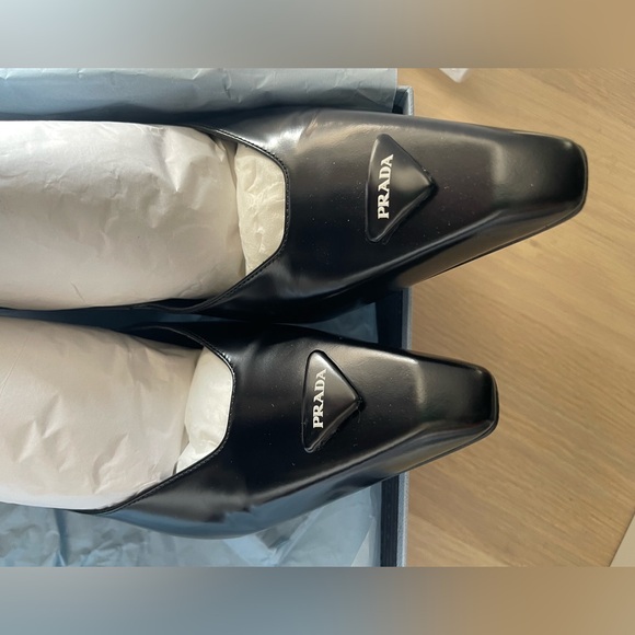 Prada pointed Mary Jane pumps, Black, size 38.5 - Picture 6 of 7